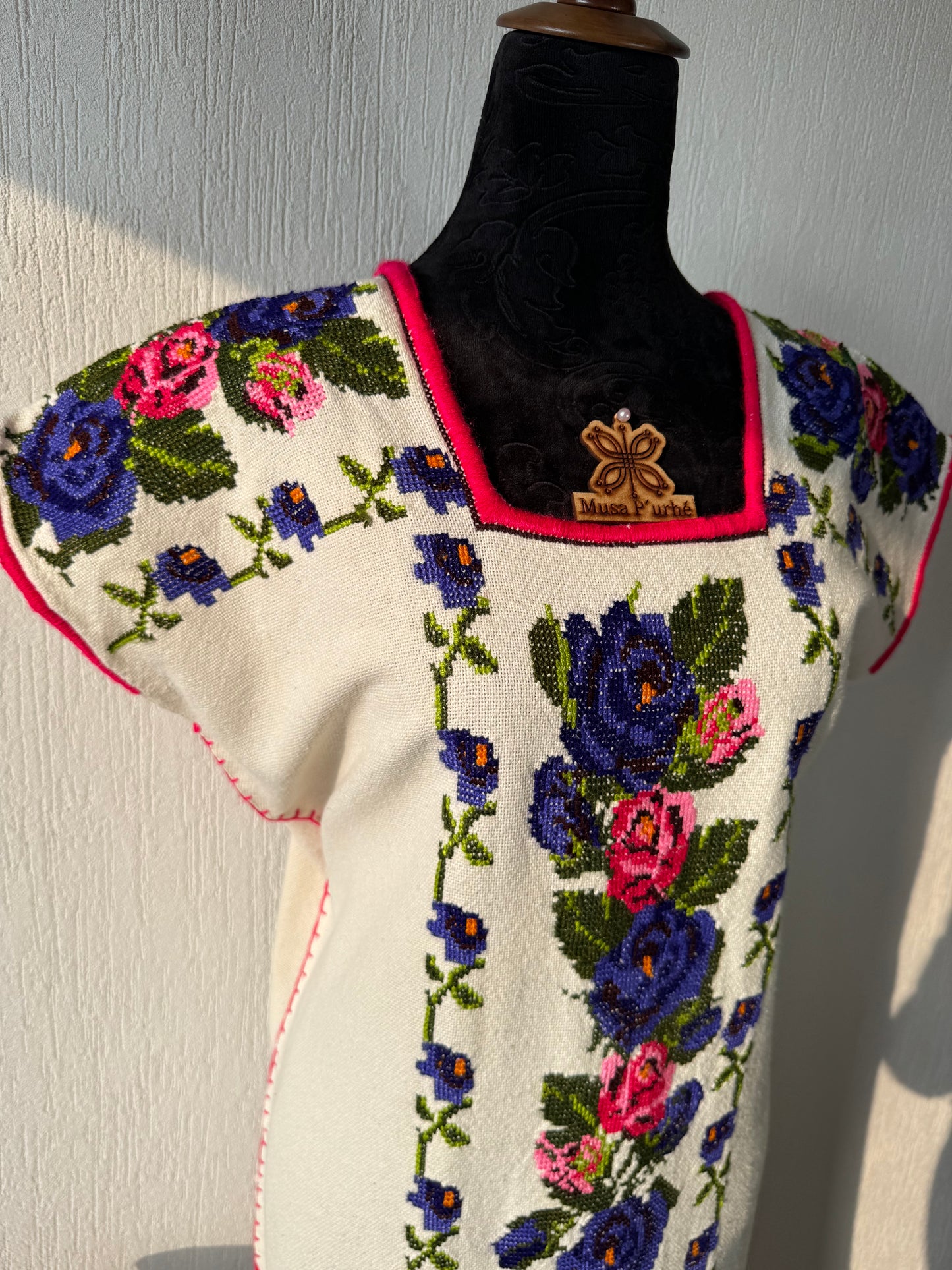 Huanengo Male Rosita