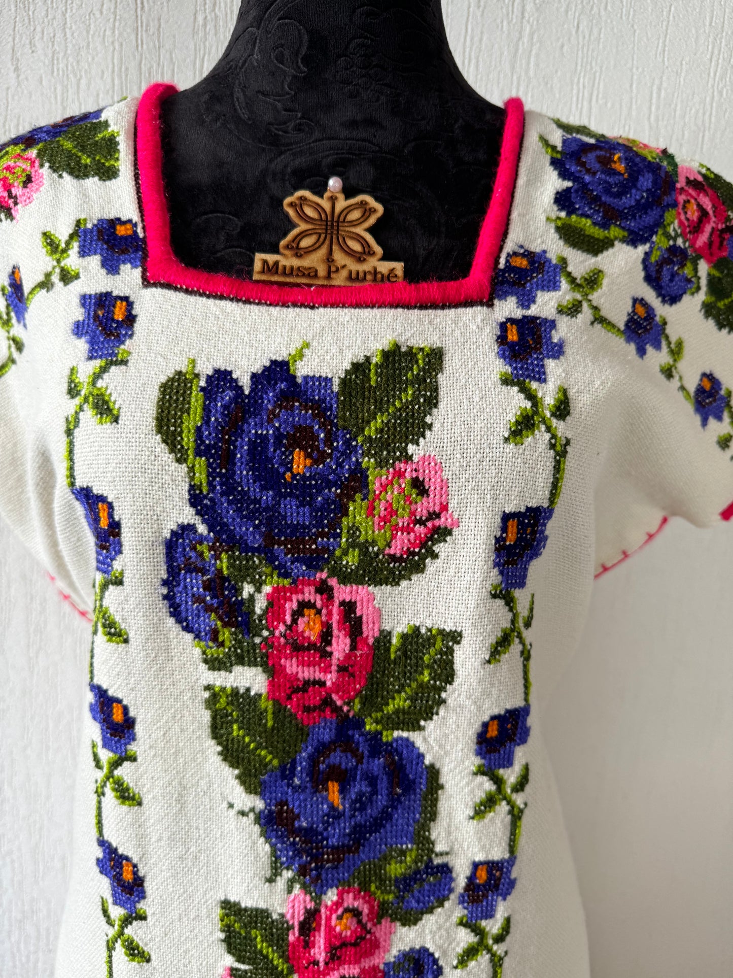 Huanengo Male Rosita