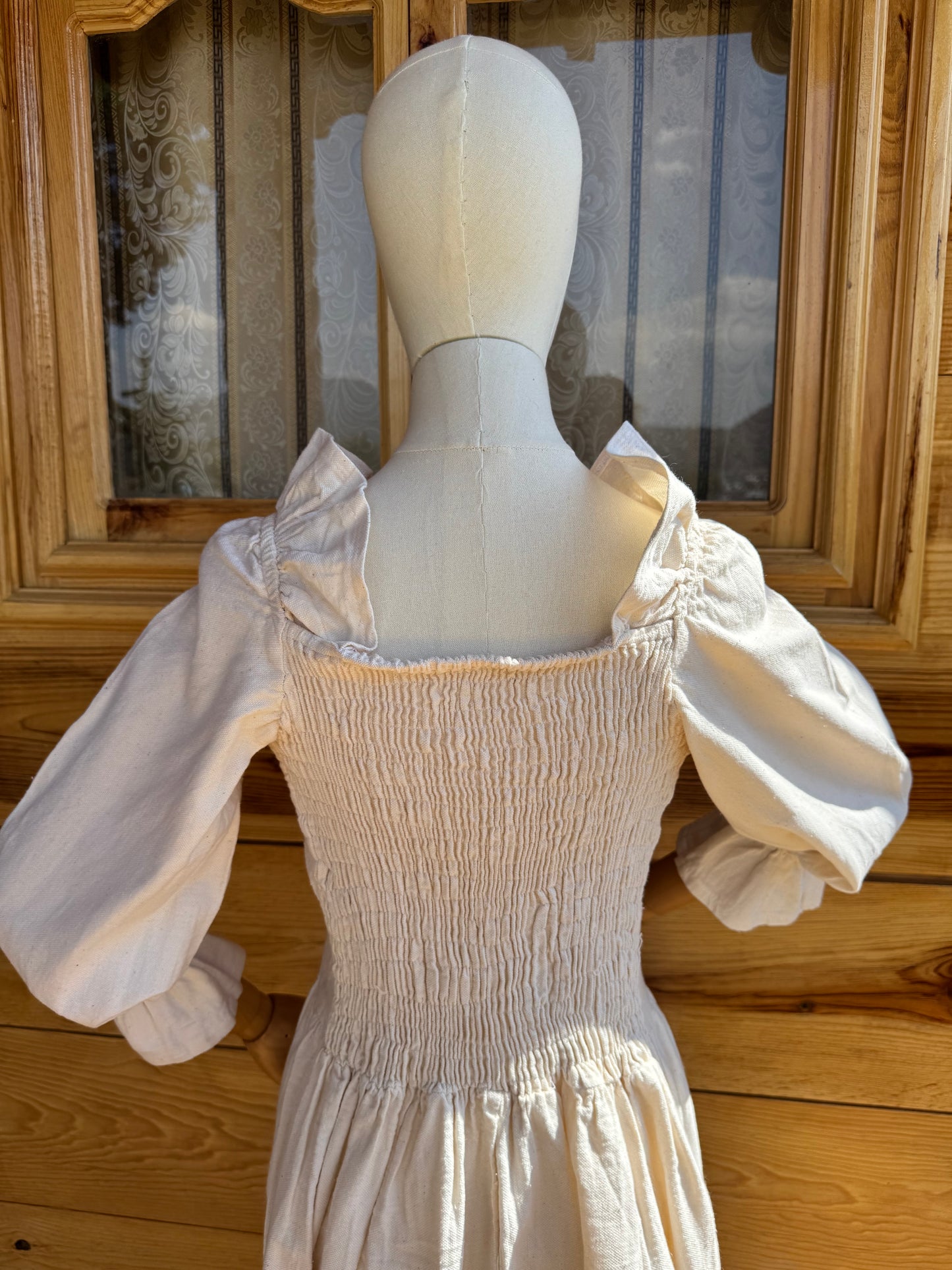 Vestido Erandi viejitos y monarcas