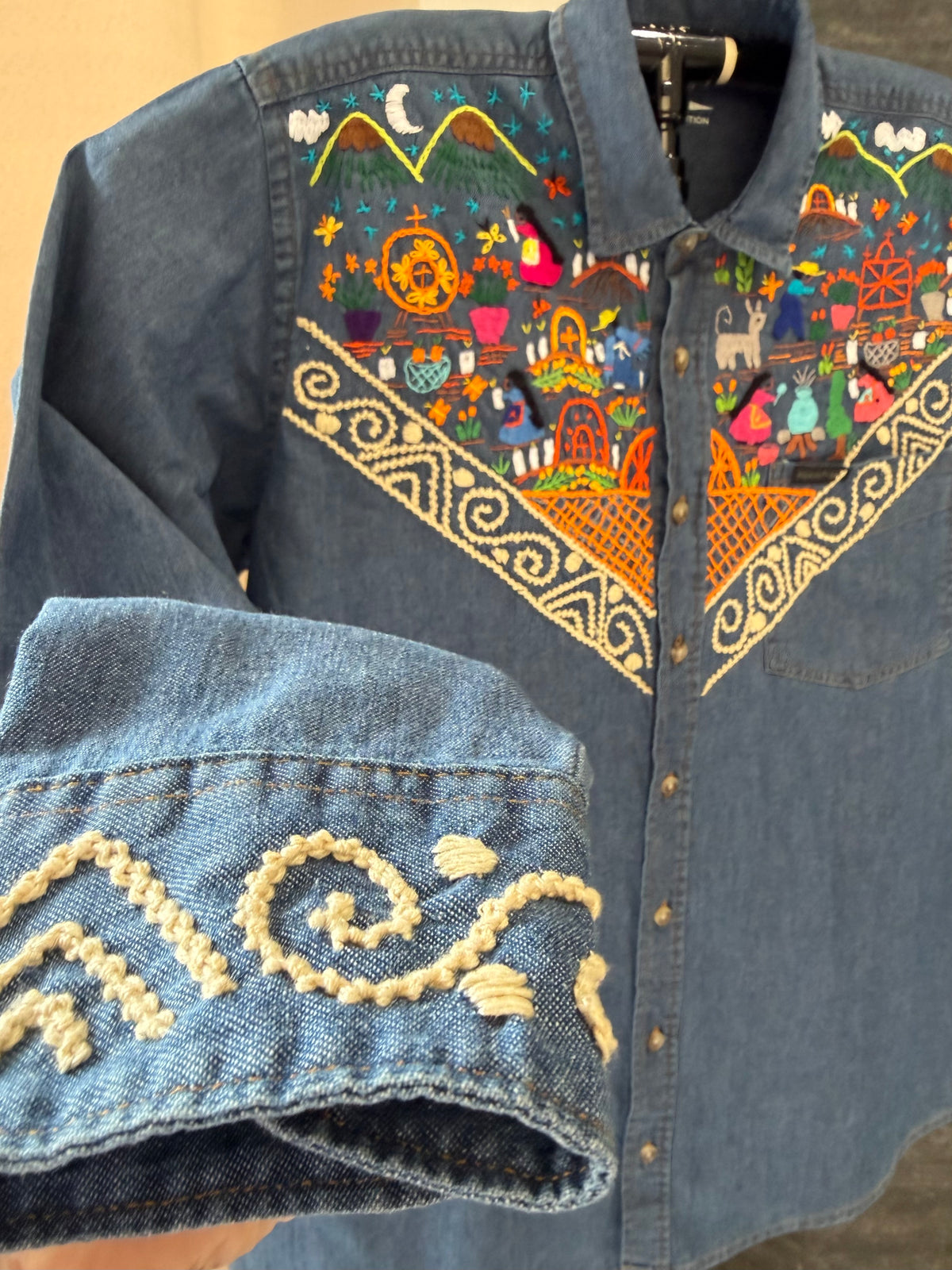 Camisa Apatsïkua “Cempaschil”