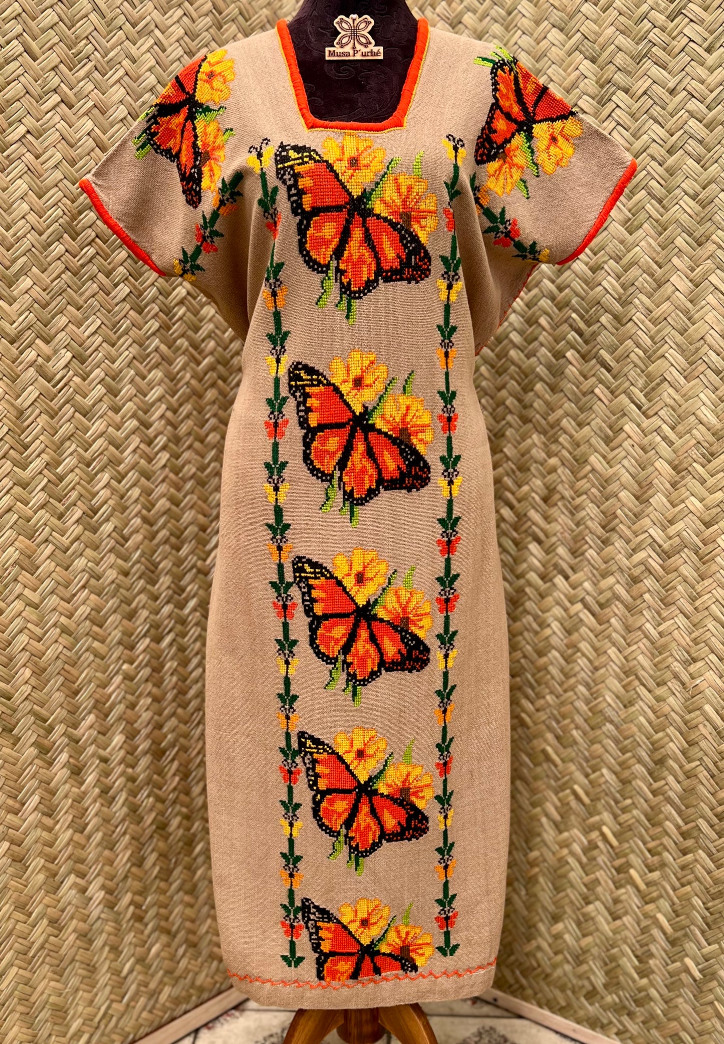 Vestido Monarcas y Girasoles