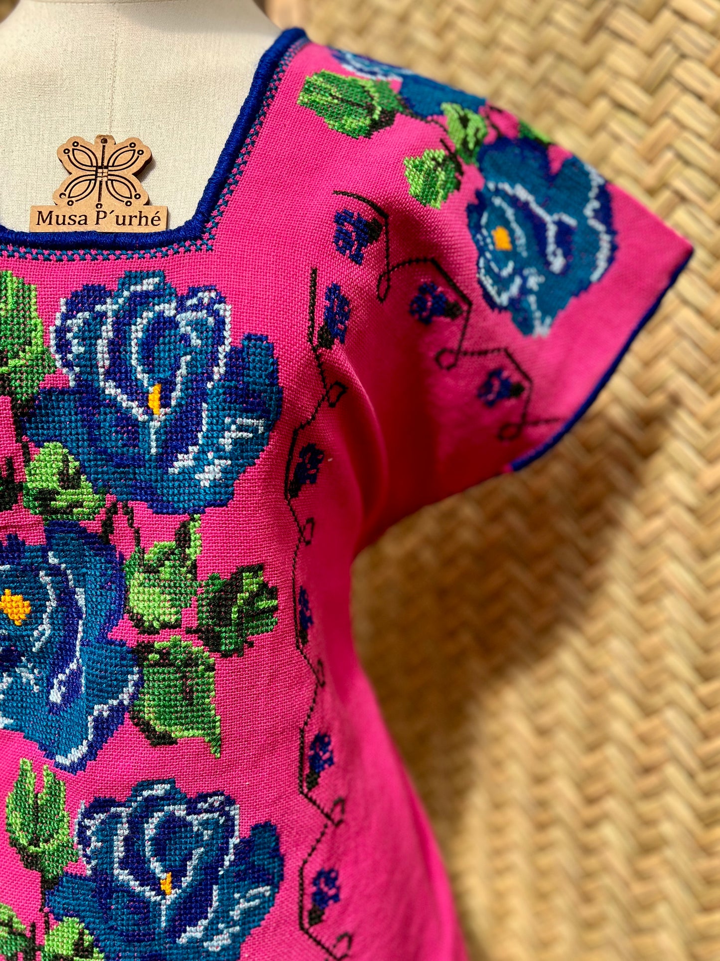 Huanengo Rosa Mexicano