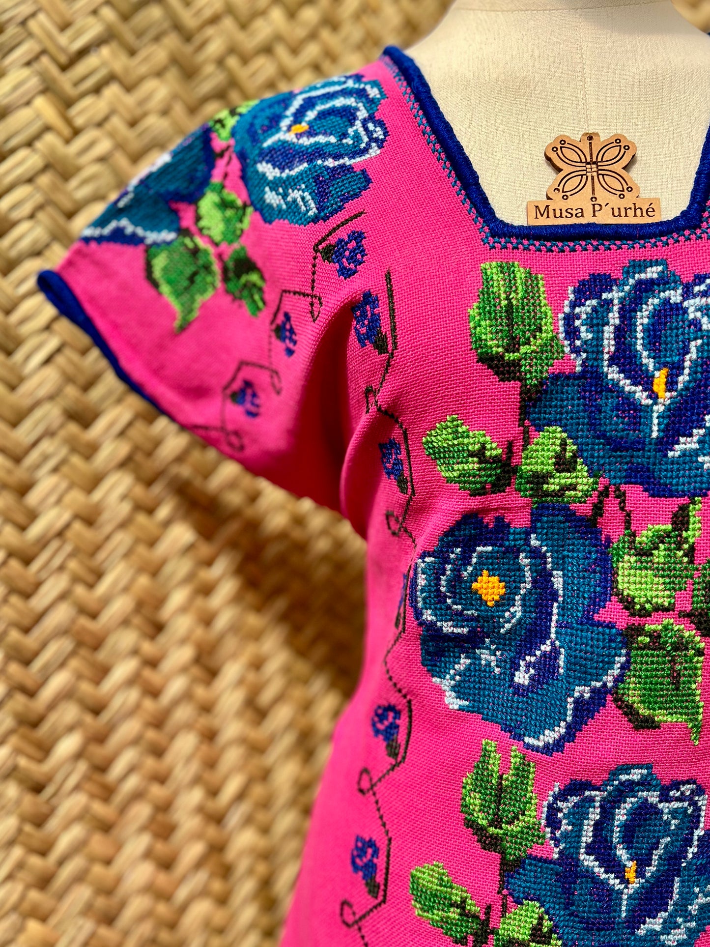 Huanengo Rosa Mexicano