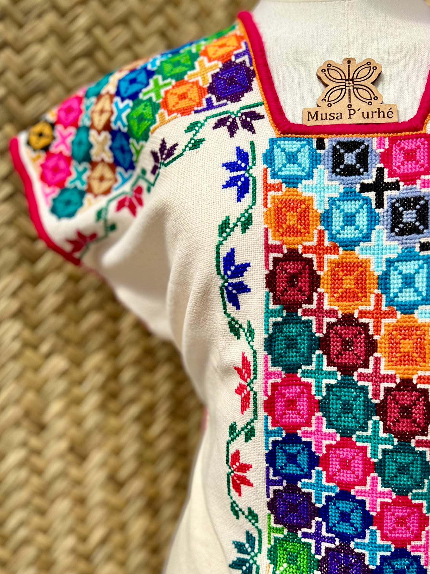 Huanengo Greca Crucecitas