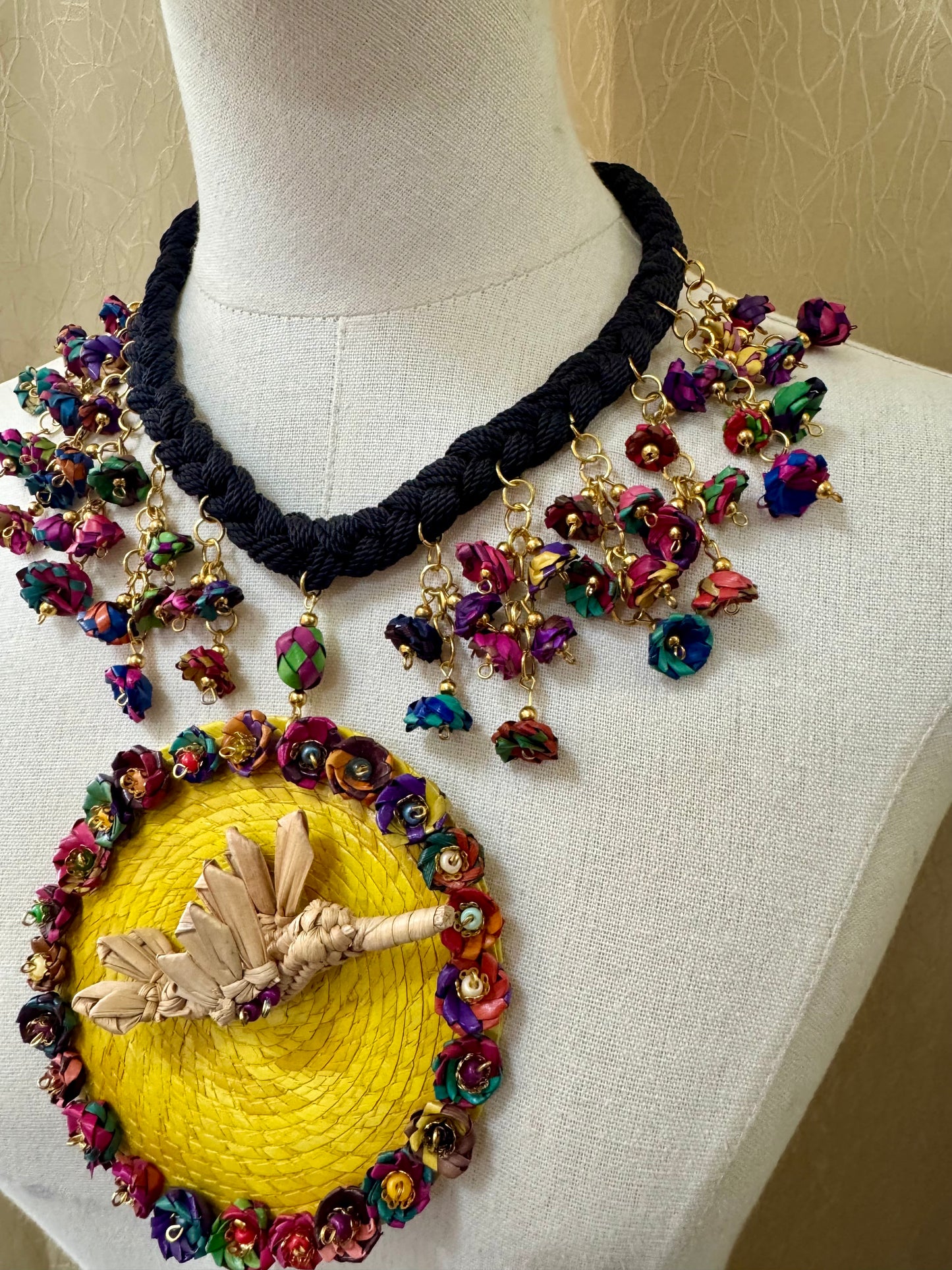 Collar Tzintzuni “Colibrí”